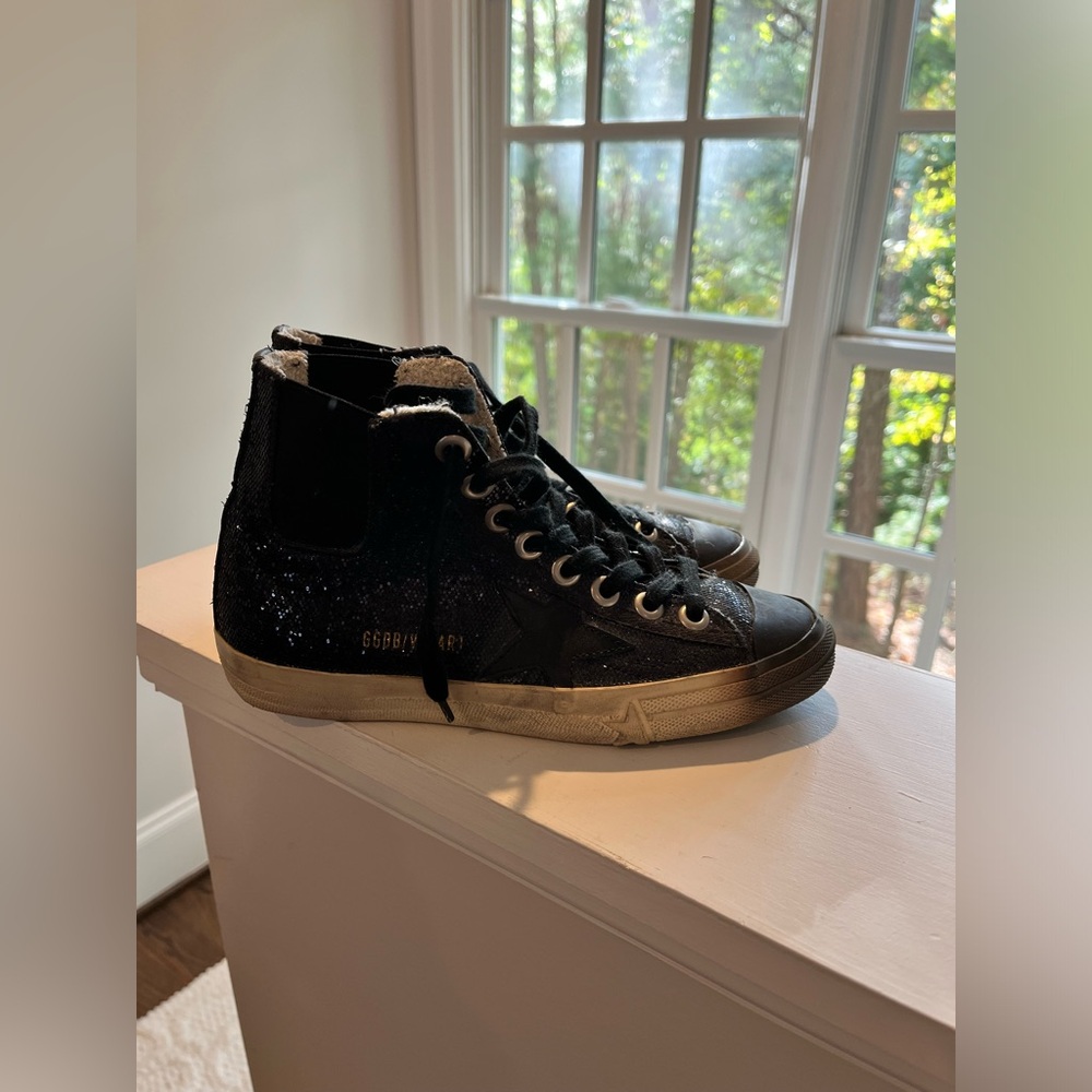 GOLDEN GOOSE- SPECIAL EDITION-HIGH TOP NAVY SPARKLE SNEAKER- SIZE 35 (US 5)